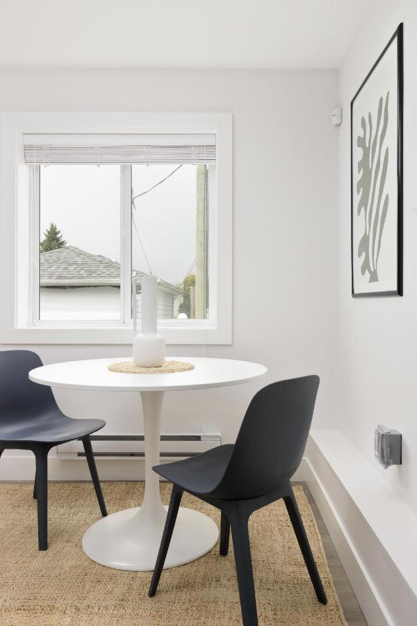 Newly Built Laneway Home 1 Bd Centrally Located Vancouver Eksteriør billede